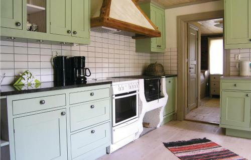 Four-bedroom Holiday Home In Lidhult