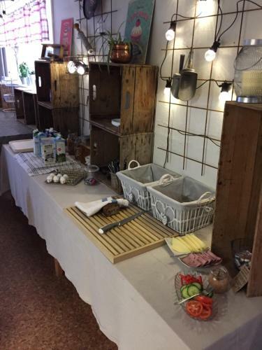 Bed & Breakfast V�nhems Caf� & Vandrarhem