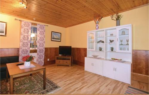 One-bedroom Apartment In Bullaren