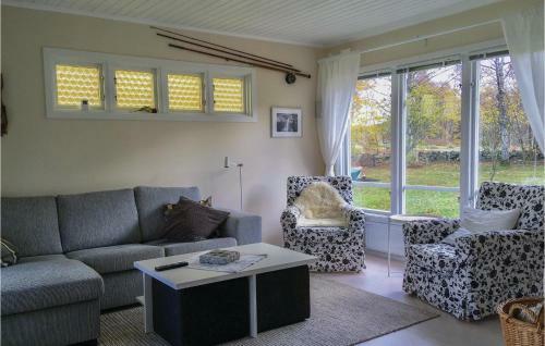 Three-bedroom Holiday Home In Ljungskile