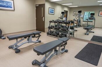 Hotel Staybridge Suites Kansas City-independence