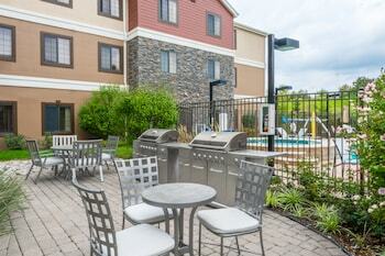 Hotel Staybridge Suites Kansas City-independence