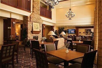Hotel Staybridge Suites Kansas City-independence