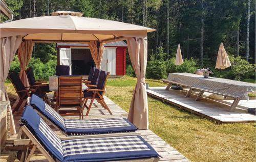 Four-bedroom Holiday Home In Bengtsfors