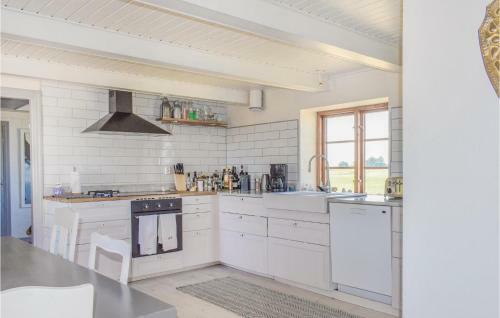 Four-bedroom Holiday Home In Glemmingebro