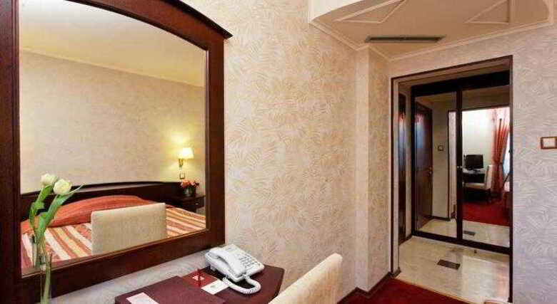 Hotel Capitol