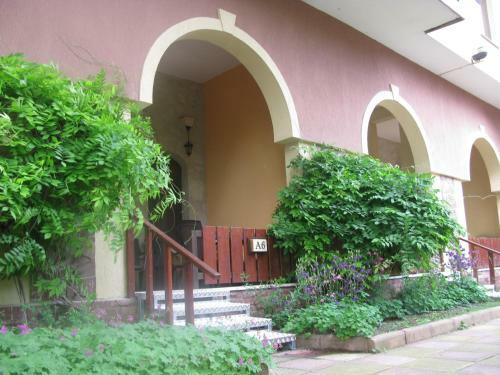 Hotel Estreya Palace