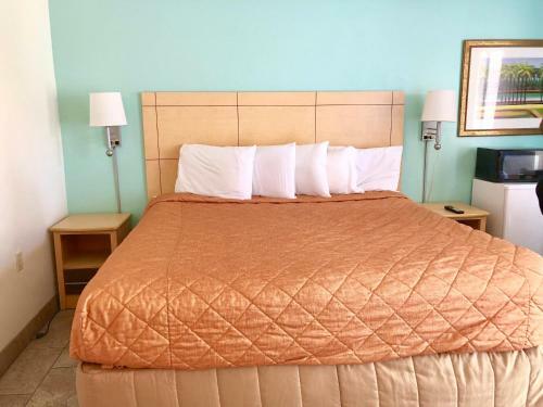 Motel Dunes Inn & Suites - Tybee Island