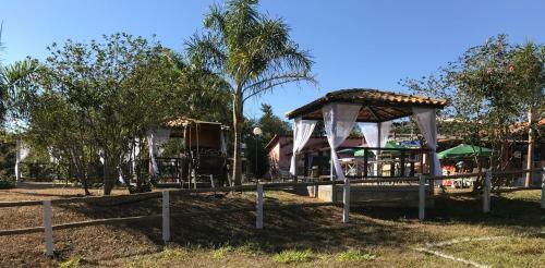 Hotel Vale Dos Passaros Fazenda Resort