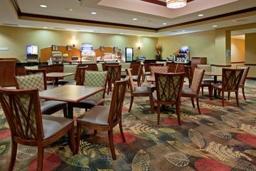 Hotel Holiday Inn Express And Suites Helena