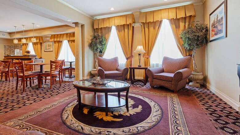 Hotel Best Western Plus Hannaford Inn & Suites