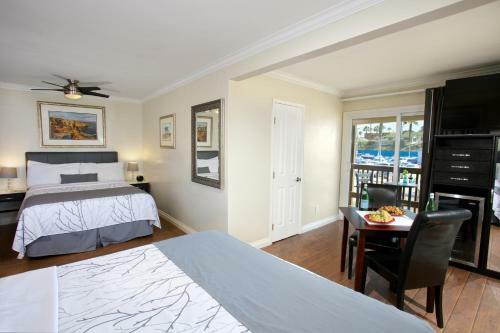 Ocean Beach Hotel