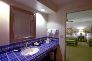 Best Western Plus Island Palms Hotel & Marina