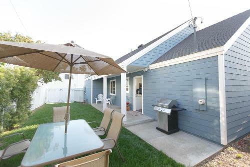 Convivial Stay Vacation Homes