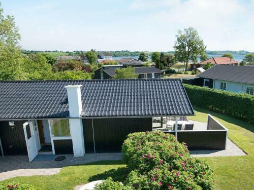 Two-bedroom Holiday Home In Broager 3