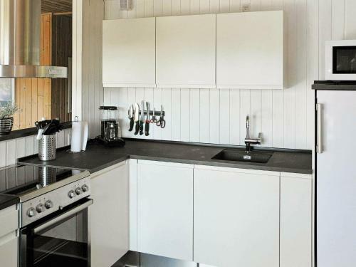 Four-bedroom Holiday Home In Glesborg 21