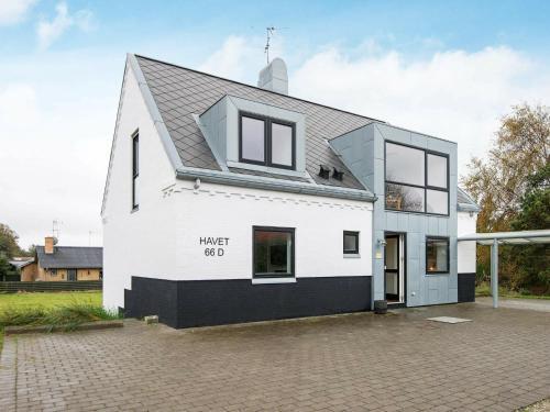 Four-bedroom Holiday Home In Glesborg 17
