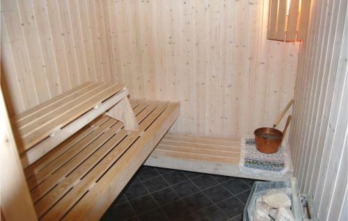 Holiday Home Ll. Strandstr�de Dannemare V