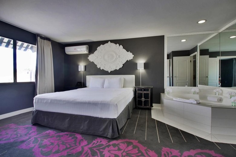Hotel Serene, A Vegas Resort
