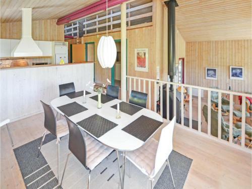 Holiday Home Kl�vervej Ebeltoft I