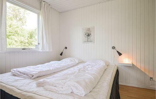 Holiday Home H�gevej Ebeltoft I