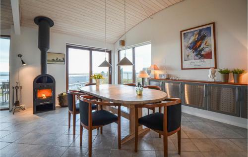 Four-bedroom Holiday Home In Ebeltoft