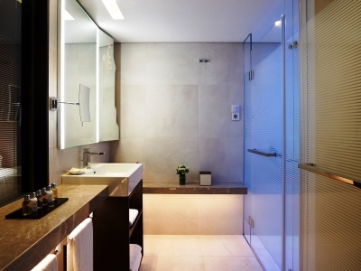 Four Seasons Hotel