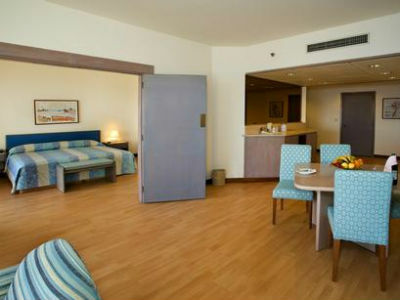 Hotel St Raphael Resort