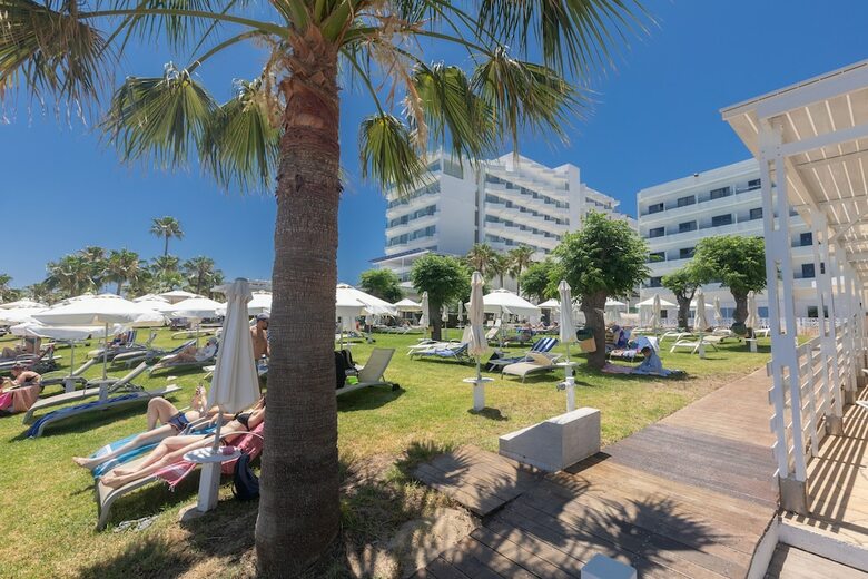 Hotel Iliada Beach(.)
