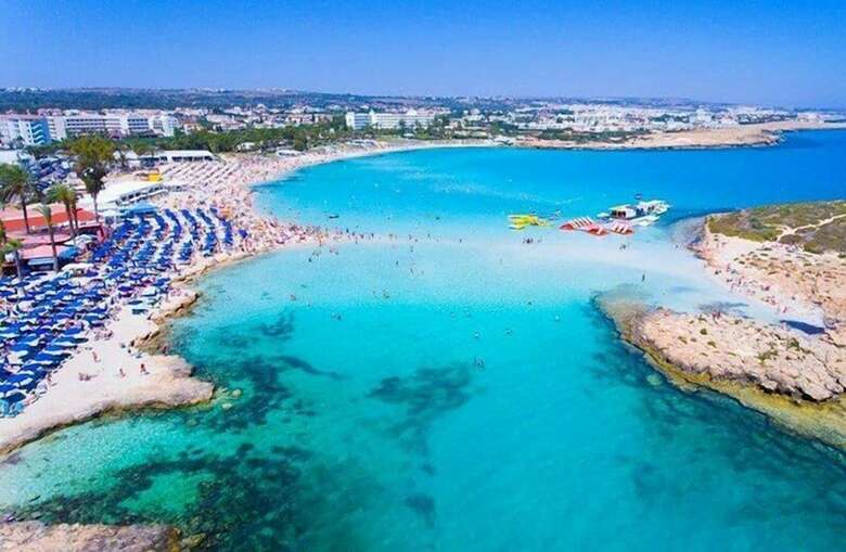 Hotel Silver Sands(.)