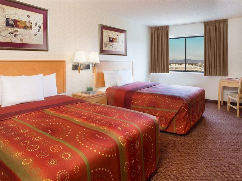 Hotel Arizona Charlie's Decatur