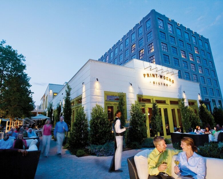 Proximity Hotel