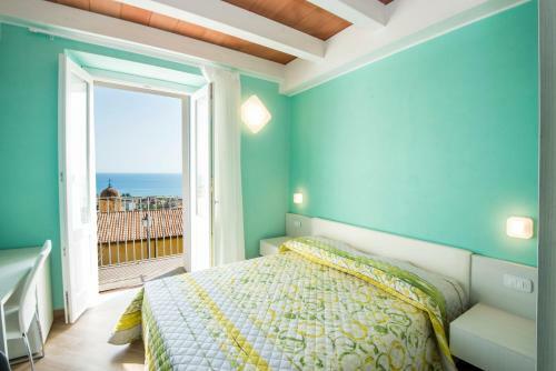 Hostal Largo Chianura