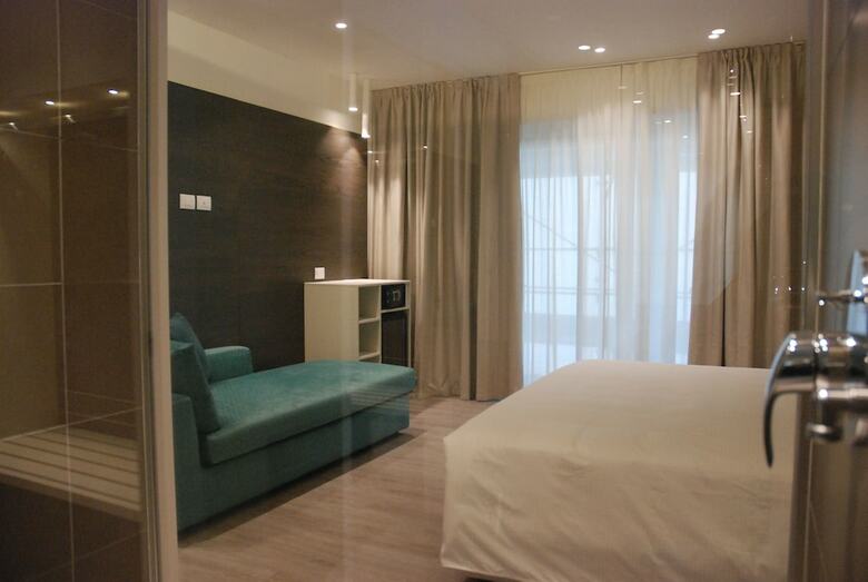Solho Hotel