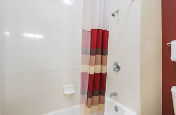 Hotel Red Roof Inn And Suites