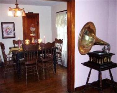 Alla's Historical Bed And Breakfast, Spa And Cabana