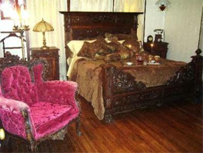 Alla's Historical Bed And Breakfast, Spa And Cabana