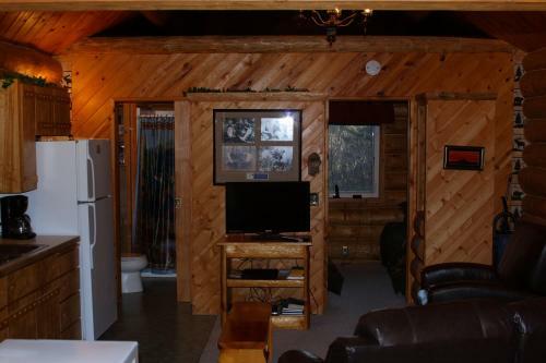 Lodge Moose Cabin