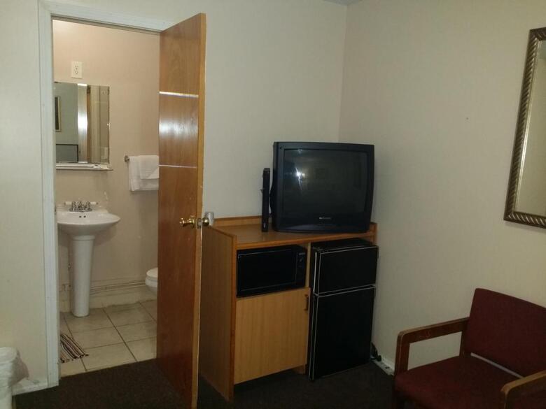 Rosemount Motel