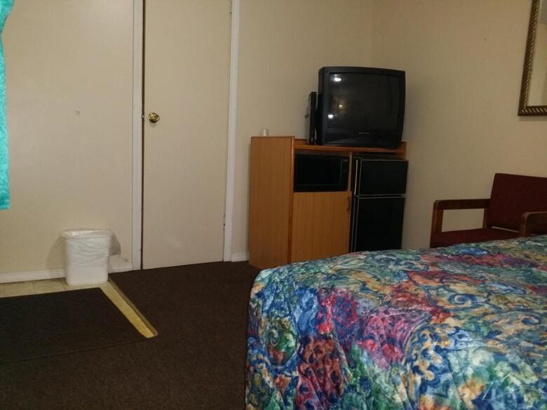 Rosemount Motel