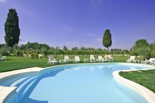 Canneto Apartment Sleeps 10 Pool Air Con Wifi