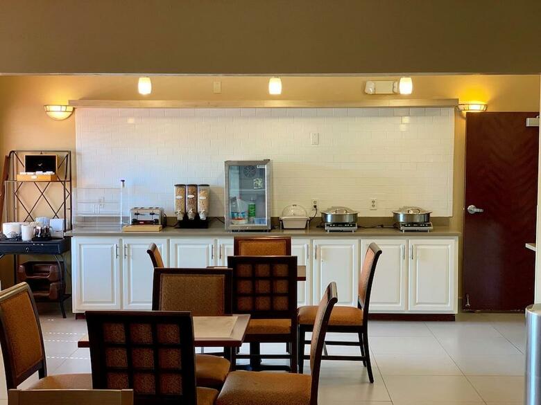 Hotel Best Western Plus Panhandle Capital Inn And Suites