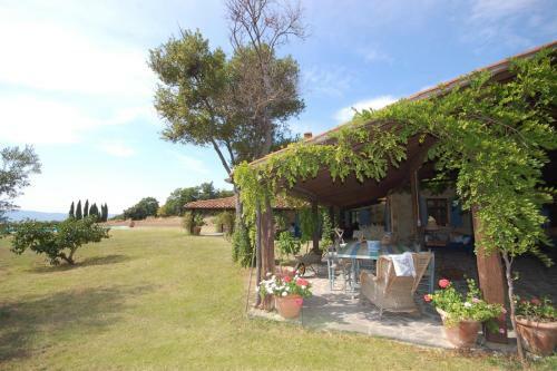 Castellina Marittima Villa Sleeps 10 Pool Wifi