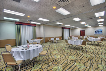 Hotel Comfort Suites Parkersburg South