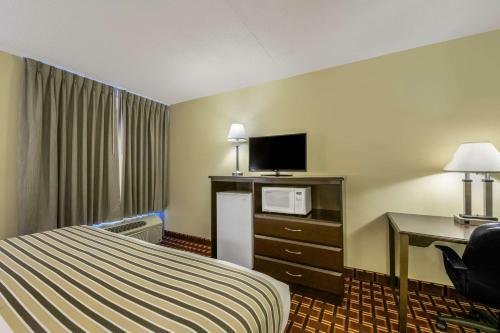 Hotel Econo Lodge Inn & Suites Triadelphia