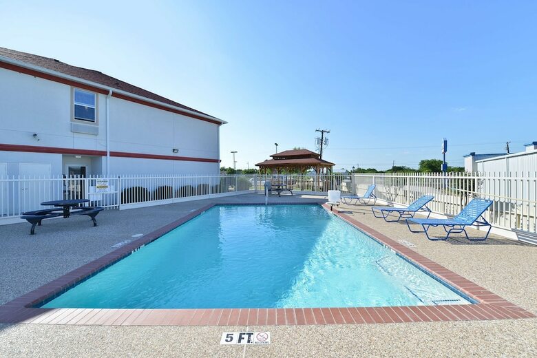 Hotel Best Western Limestone Inn And Suites