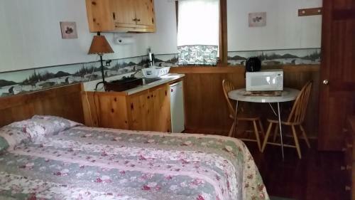 Maple Lodge Cabins