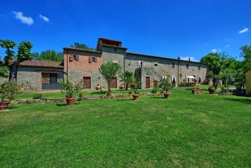 Cortona Apartment Sleeps 18 Pool Air Con Wifi