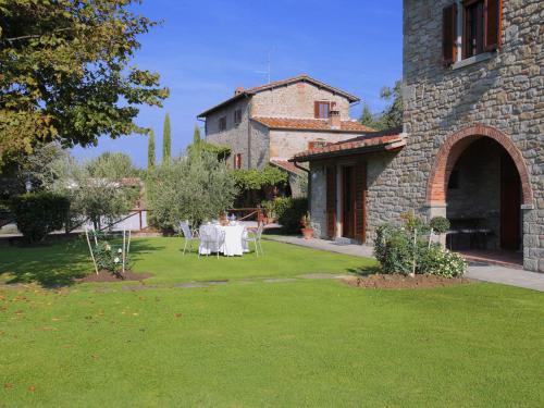 Spacious Villa In Cortona Tuscany With Swimming Pool