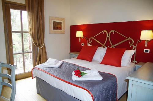 Dolciano Villa Sleeps 6 Pool Air Con Wifi